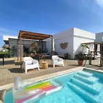Sunset River Villa, Lisbon *