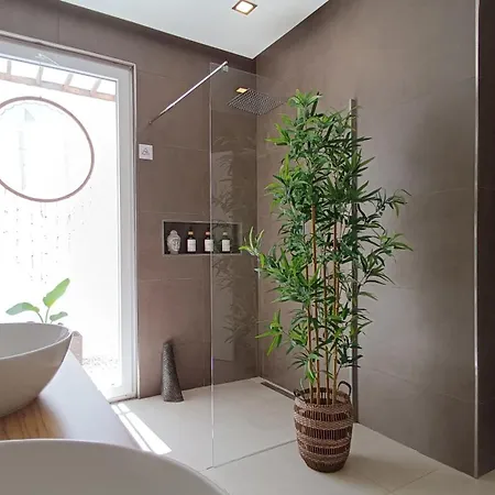 Sunset River Villa, Lisbon Villa