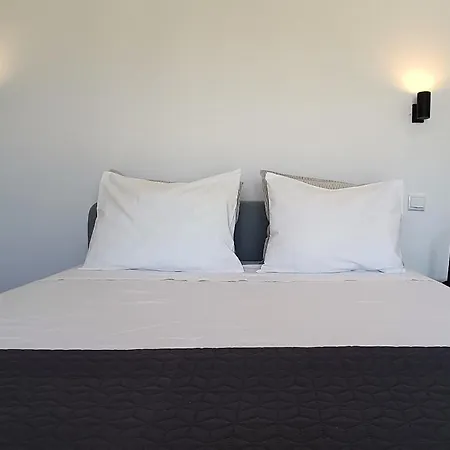 Sunset River Villa, Lisbon Villa Alcochete
