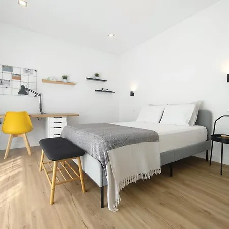 Sunset River Villa, Lisbon Villa