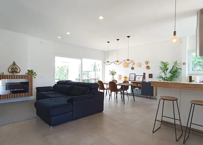 Вилла Sunset River Villa, Lisbon *