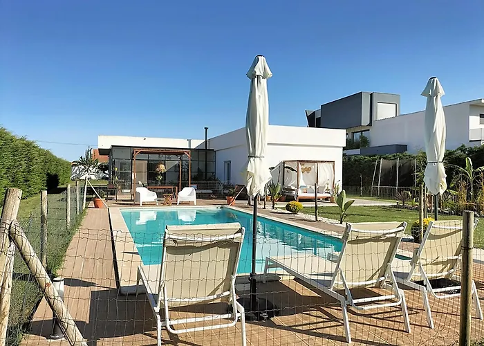 Sunset River Villa, Lisbon