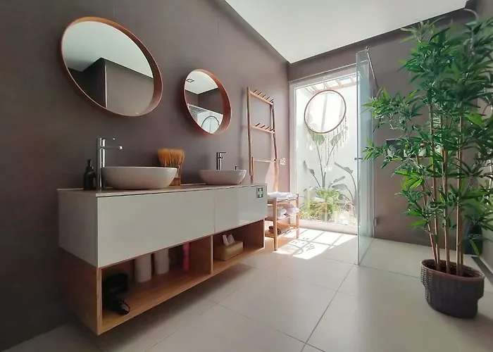 Sunset River Villa, Lisbon * Алкошети